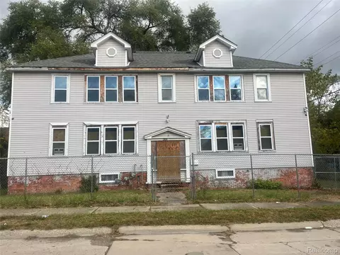 21704 Thatcher St E, Detroit, MI 48219