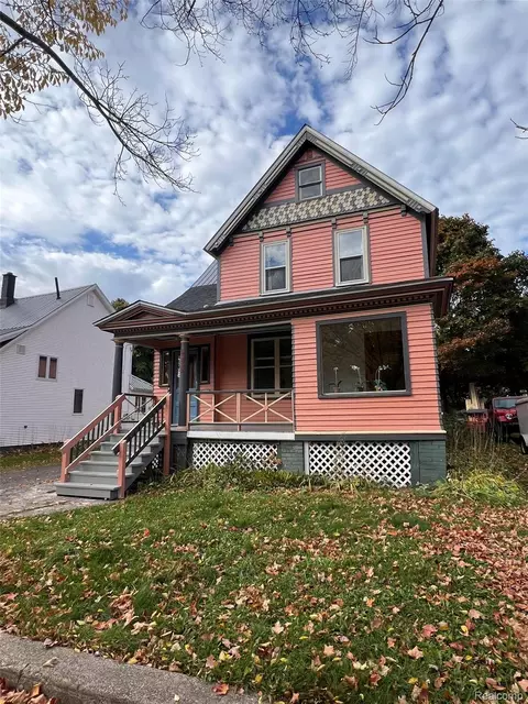433 Pewabic St, Laurium, MI 49913