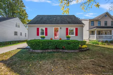 1322 Whitcomb Ave, Royal Oak, MI 48073