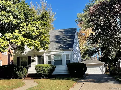 814 N Gainsborough Ave, Royal Oak, MI 48067