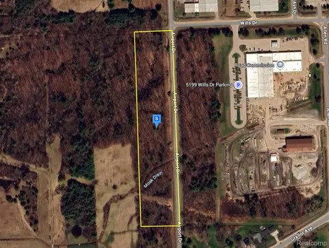 1 Airport Dr, St. Clair, MI 48079