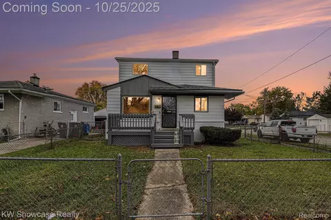 4110 John Daly St, Inkster, MI 48141