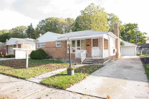 9807 Seavitt Dr, Allen Park, MI 48101
