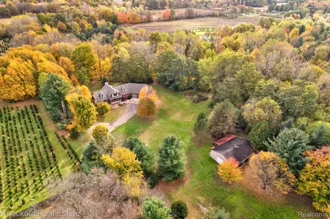 10154 N Webster Rd, Vienna, MI 48420