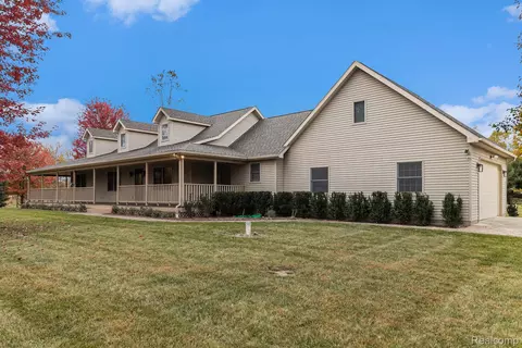 3598 Gannon Rd, Howell, MI 48855