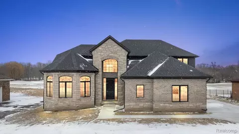 53650 Romeo Plank Rd, Macomb, MI 48042