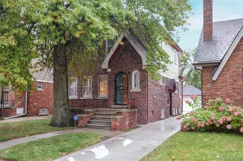 16241 Wisconsin St, Detroit, MI 48221