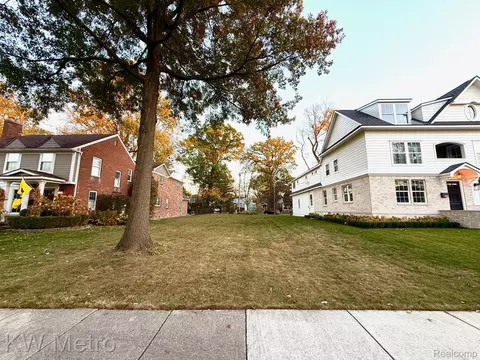 1825 Northwood Blvd, Royal Oak, MI 48073