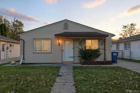 7606 Cavell St, Westland, MI 48185