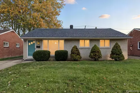 21056 Wick Rd, Taylor, MI 48180