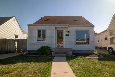 3585 22nd St, Wyandotte, MI 48192