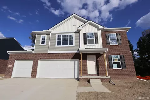 14499 Old Oak Trl, Van Buren, MI 48111