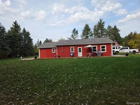 11167 E Potter Rd, Davison, MI 48423