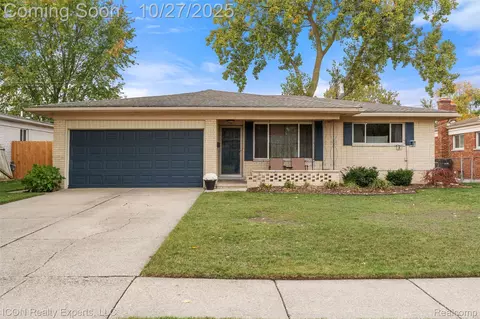 33775 Shelley Lynne Dr, Sterling Heights, MI 48312