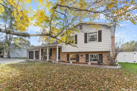 5340 N Georgetown Rd, Grand Blanc, MI 48439