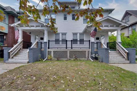 2240 Biddle Ave, Wyandotte, MI 48192