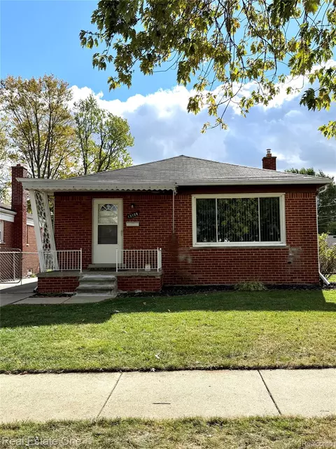 13109 Balsam St, Southgate, MI 48195