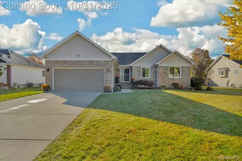 4303 Conifer Ln, Port Huron, MI 48060