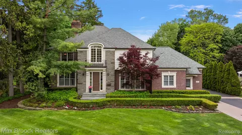 222 Arlington St, Birmingham, MI 48009
