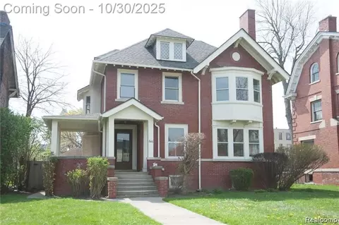 645 Virginia Park St, Detroit, MI 48202
