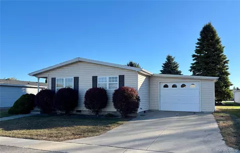 4333 24th Ave #LOT 187, Fort Gratiot, MI 48059