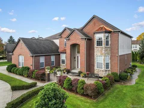 49727 E Central Park, Utica, MI 48317