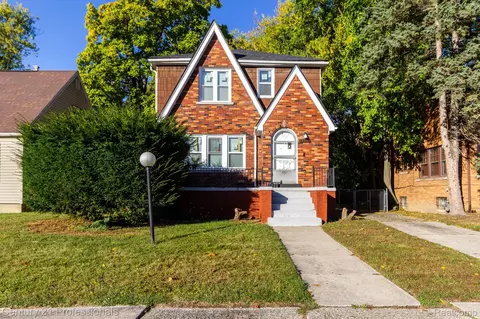 17193 Pierson St, Detroit, MI 48219