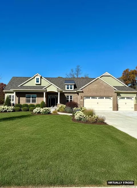 9931 Quarry Ridge Rd, Springfield, MI 48346