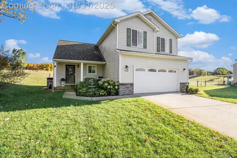 9123 Oneida Way, Pinckney, MI 48169