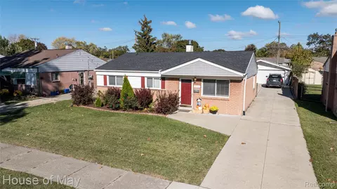 30822 Steinhauer St, Westland, MI 48186