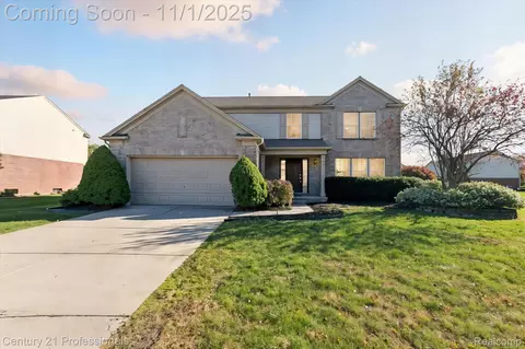 47123 Sherstone Dr, Canton, MI 48188