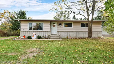 410 N Lester St, Capac, MI 48014