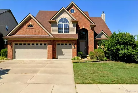 13084 Vista Dr, Van Buren, MI 48111