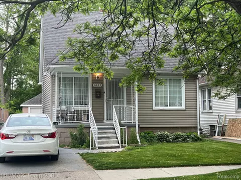 6101 Auburn St, Detroit, MI 48228