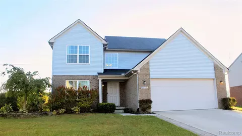 13735 Chester Ct, Belleville, MI 48111