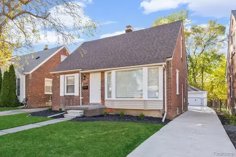 1029 Harrison Blvd, Lincoln Park, MI 48146