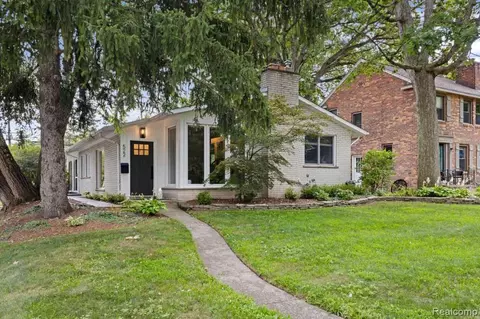 522 N Connecticut Ave, Royal Oak, MI 48067