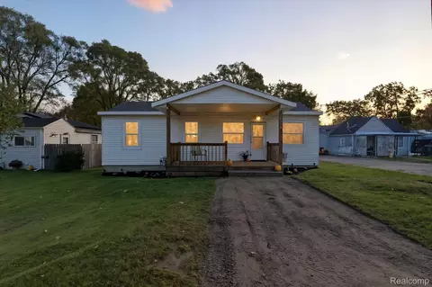 12210 Benson Rd, Mount Morris, MI 48458