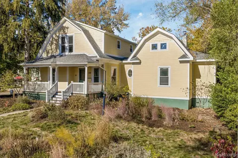 338 W Harrison Ave, Royal Oak, MI 48067