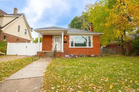 1583 Riverbank St, Lincoln Park, MI 48146