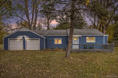 26776 Nelson Ave, Romulus, MI 48174