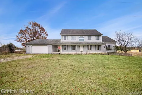 3940 E Cohoctah Rd, Deerfield, MI 48855