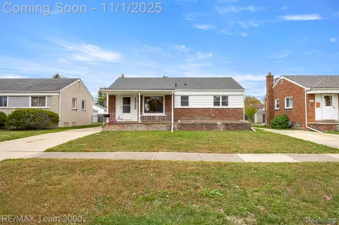 15755 Cameron St, Southgate, MI 48195