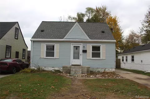 5109 S Hubbard St, Wayne, MI 48184