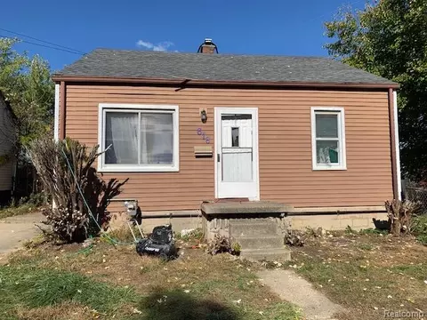 618 Barrie Ave, Flint, MI 48507 photo 1