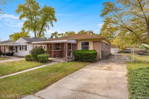 5622 Campbell St, Dearborn Heights, MI 48125