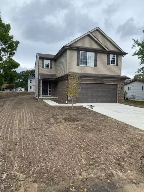 21600 Elmway Drive Dr, Clinton Township, MI 48035