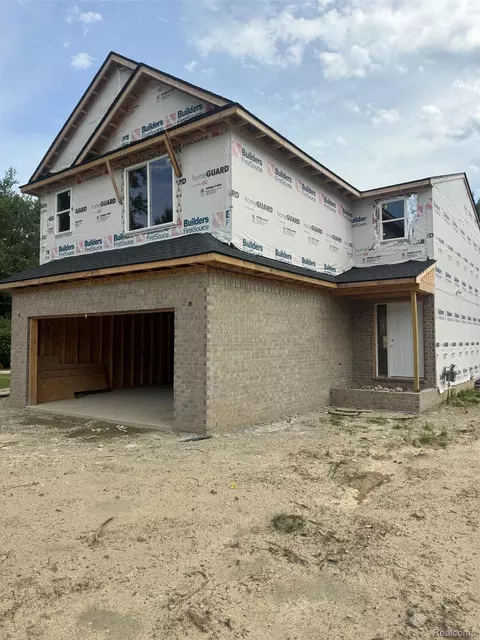 21600 Elmway Drive Dr, Clinton Township, MI 48035