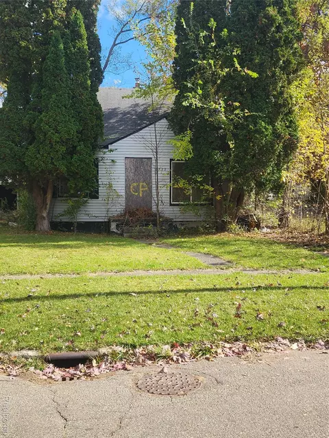 3722 Sterling St, Flint, MI 48504