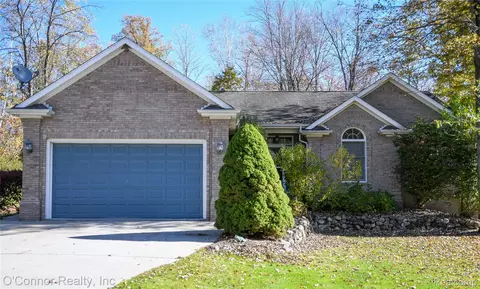 700 Allen Rd, Kimball, MI 48074